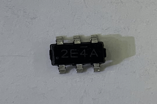 XT4154    帶有 OVP 功能的小電流線(xiàn)性電池管理芯片
